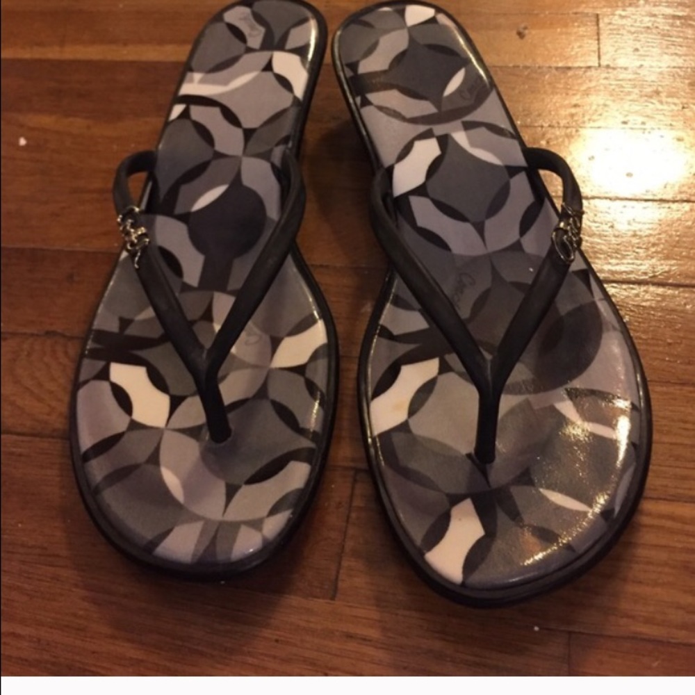 Coach flip flops